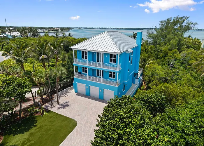 Mermaid Cove - Beach-To-River Retreat With Pool, Private Dock, Boat Lift